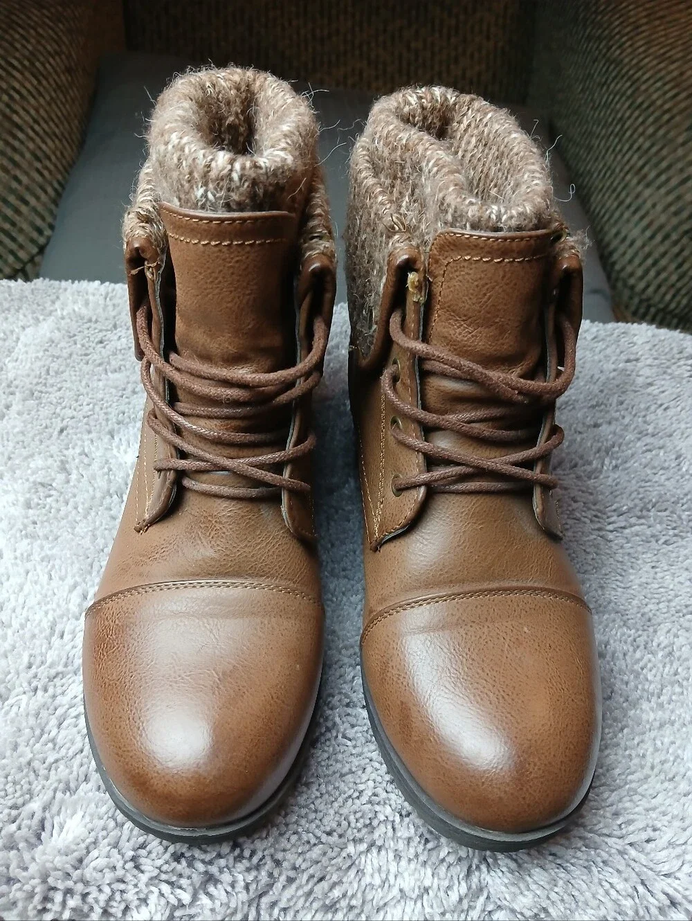Jessica Cline Brown Cap Toe Knit Cuff Lace Up Boots 8.5